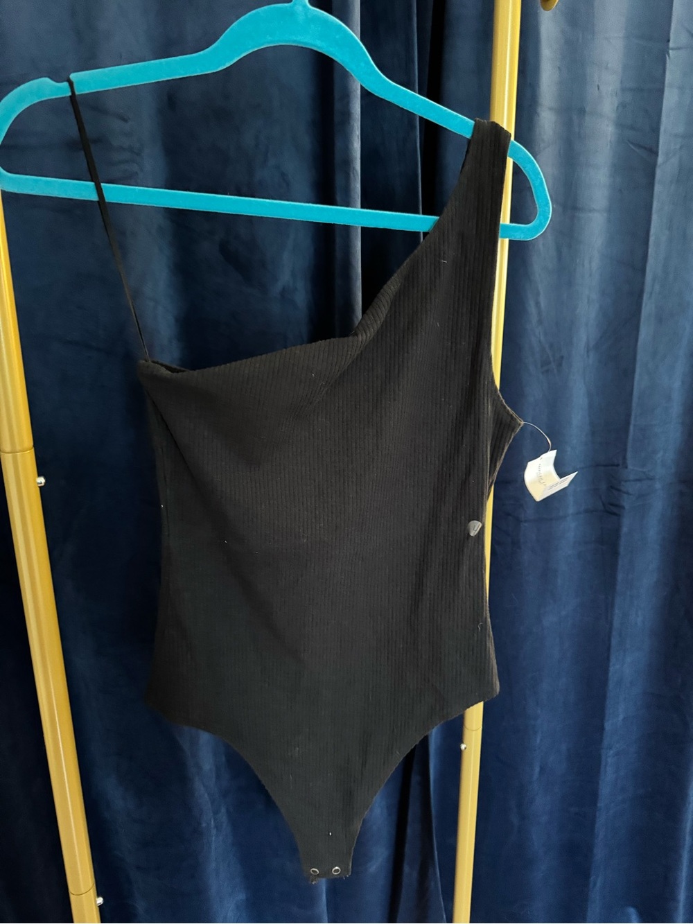 American Eagle Women’s Black One-Shoulder Bodysuit L NWT